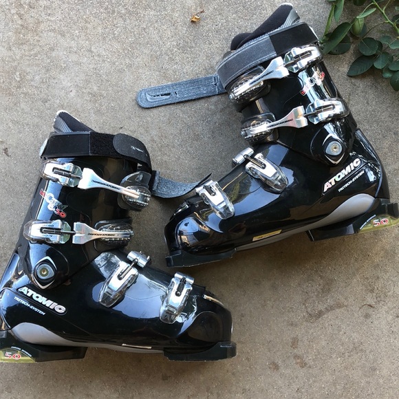 atomic beta carv 8.50 ski boots